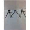 Image 2 : (3) Spring Calipers