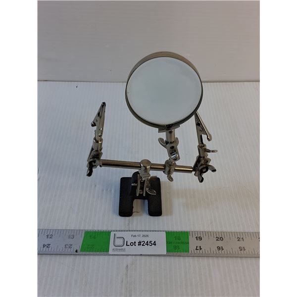 Helping Hand Magnifier