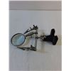 Image 3 : Helping Hand Magnifier