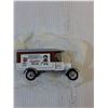 Image 2 : Model Car - Matchbox Collectables- Campbell Soup 1926 Ford Model TT
