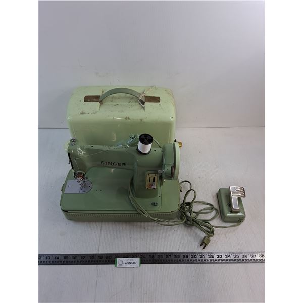 Vintage Singer 185J Portable Electric Sewing Machine - Tested - Pickup Only