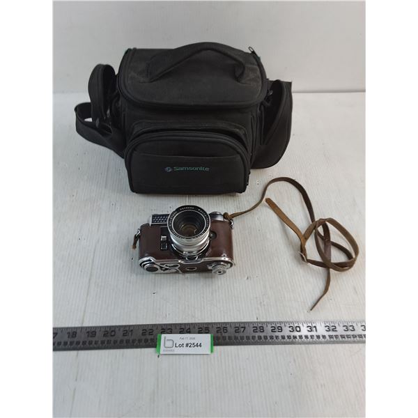 Vintage Kodak Retina Reflex III Film Camera w/Samsonite Tote