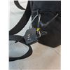 Image 4 : Vintage Mamiya/Sekor 500DTL Film Camera w/Pacsafe Tote