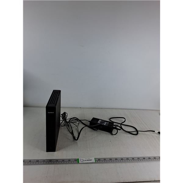 Pace Sasktel Wifi Router ( powers on, as is)