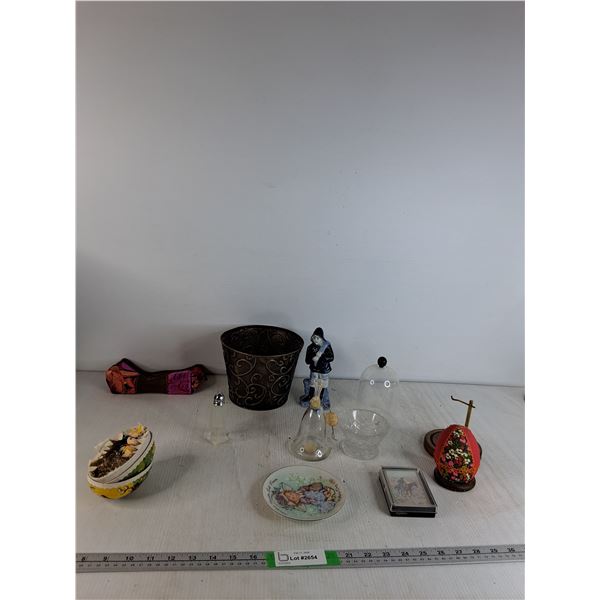 Assorted Decorative Collectibles,  Misc