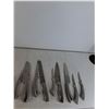 Image 3 : (3) Tongs, Stainless Steel Knife Set