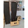 Image 5 : (6) Kenwood Speakers & Subwoofer- Powers On, Up to 35.5", Cannot Ship. Rack Not Included