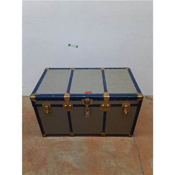 *Vintage Langmuir Luggage Steamer Trunk 36" x 20" x 21", PICKUP ONLY