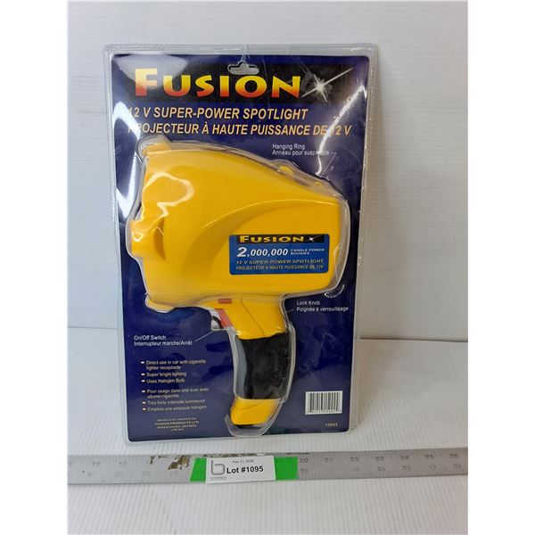 Fusion 12V Spotlight- Sealed
