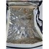 Image 5 : Box of Puppy Training Pads and Cooler (2 Compartments)