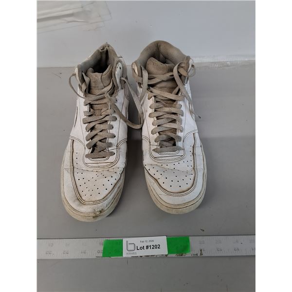 Men's Nike Shoes- 12, Cannot Authenticate