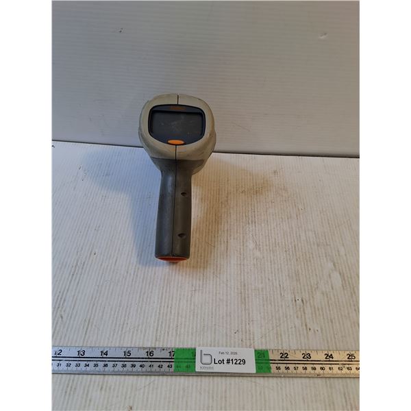 Bushnell Speed Radar Velocity Gun ( as is)