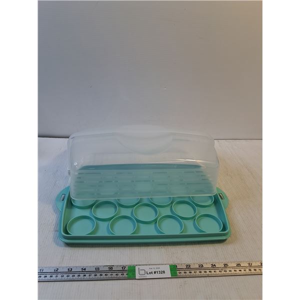Tupperware Rectangular Cake Taker