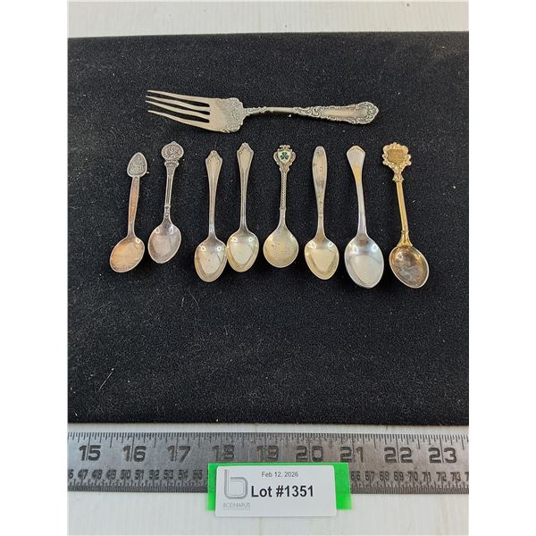 (8) Vintage Souvenier Spoons & WM Rogers Pickle Fork