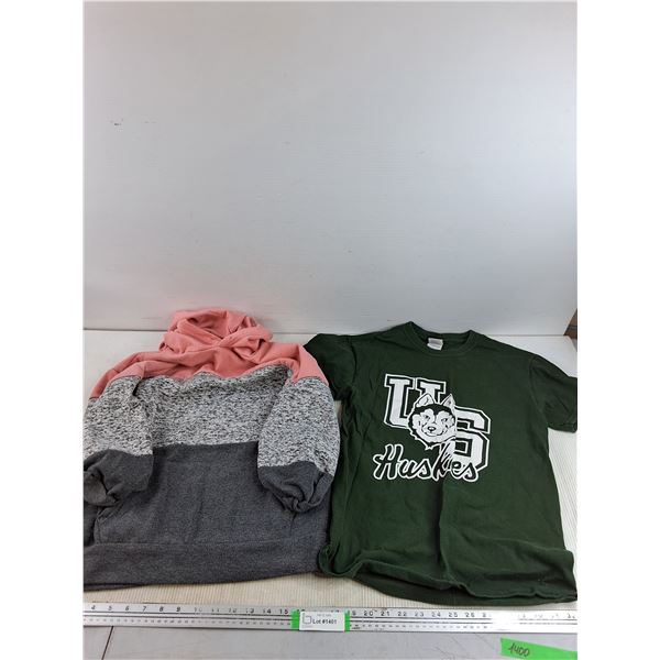 US Huskies Kids T Shirt - Size M, Kids Bunny Hug - Size M