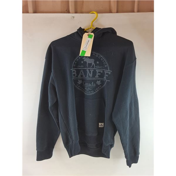 *Teepee Canadian Rockies Bunny Hug - Size M