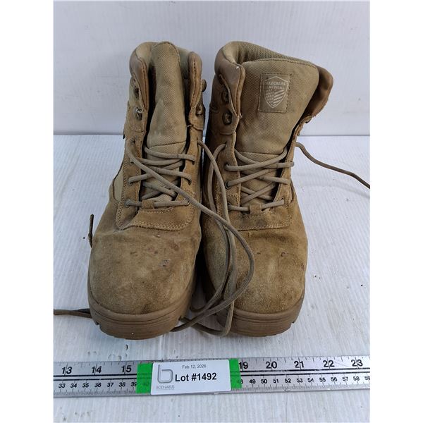 Pair of Skechers Work Relaxed Fit Boots-Size 10