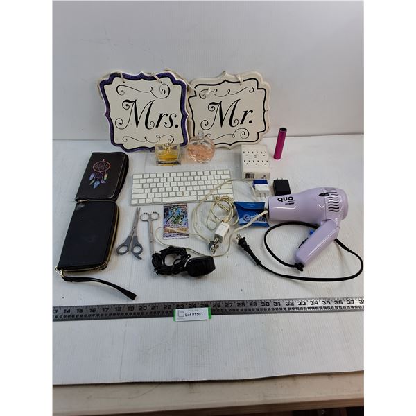 Conair Quo Blow Dryer - Tested, Keyboard, Wallets, Mr & Mrs Signs, Misc. - PICK UP ONLY