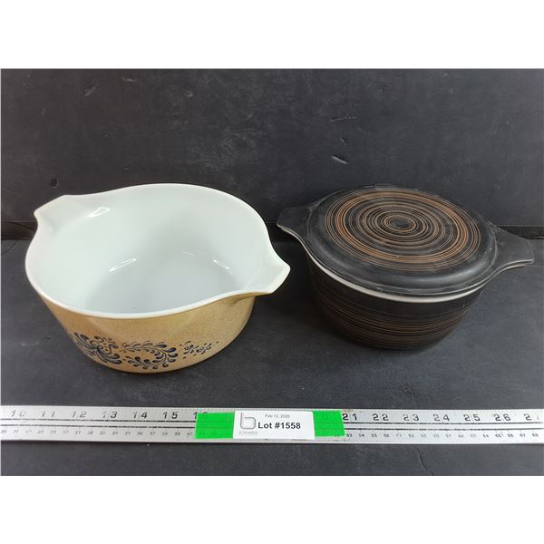 (2) PYREX Bowls 8 1/2" & 7 1/2"