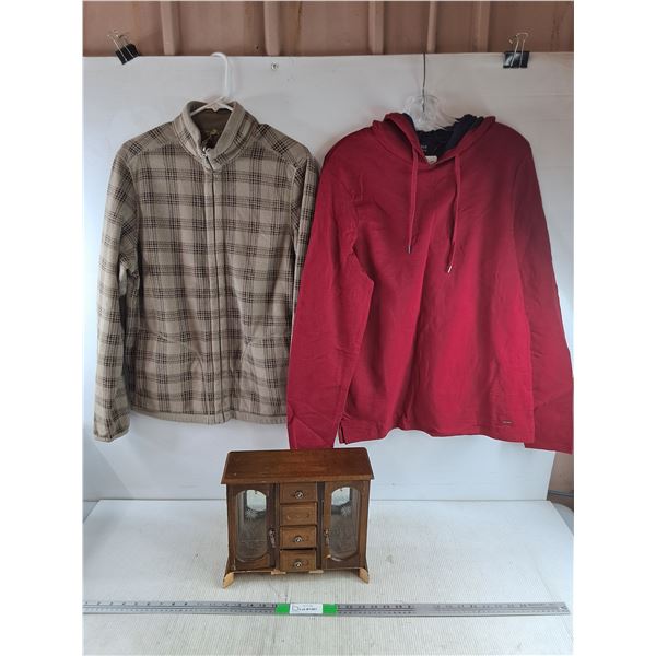 Buffalo Bunny Hug & Fleece Jacket - Size L, Wooden Jewelry Display Box - Needs Repair 12" x 5" x 10"