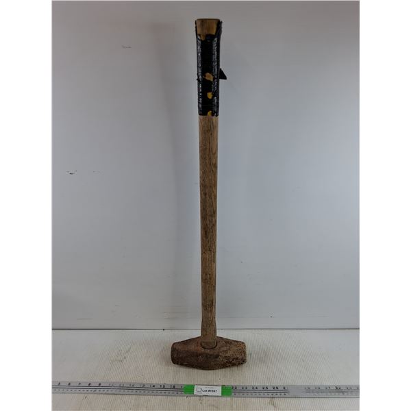 32" Sledgehammer - PICKUP ONLY