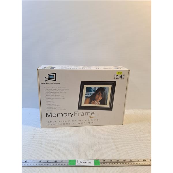 10.4" Digital Memory Frame (NIB)