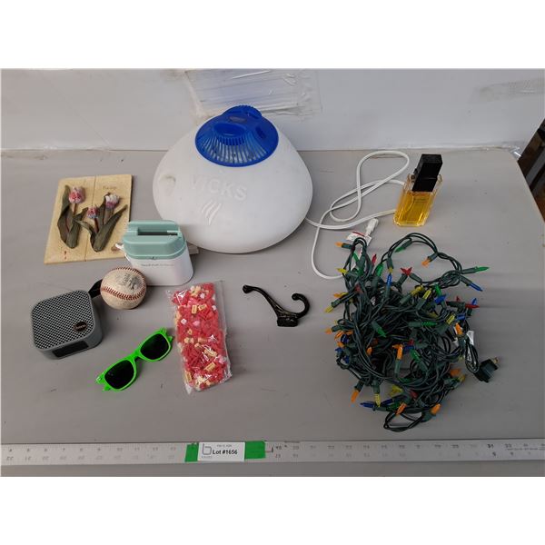 Vick's Humidifer- Powers On, Alfred Sung Cologne, Christmas Lights- Power On, Misc. - PU
