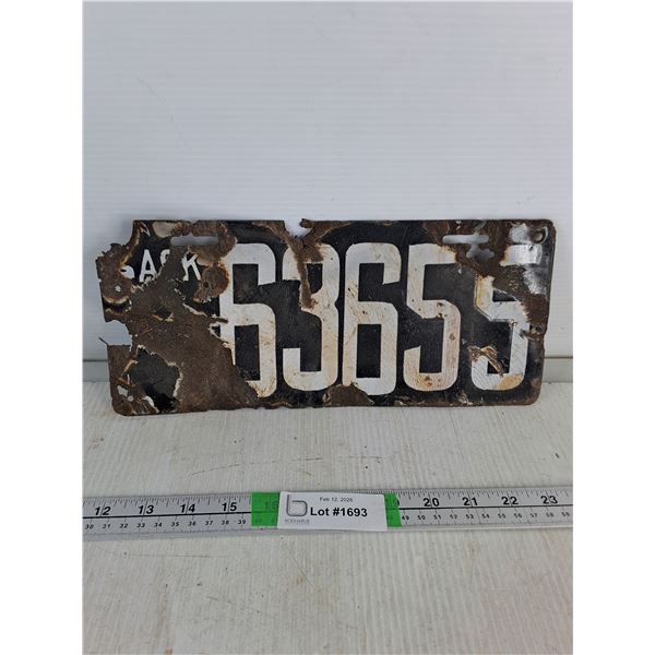 Vintage Saskatchewan License Plate