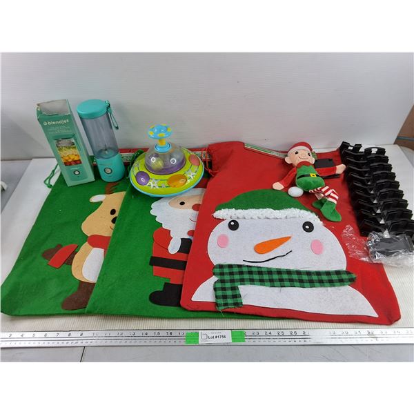Christmas Bags & Plush Toy, Hat Racks, Portable Blender - Powers On, As Is, Spinning Top