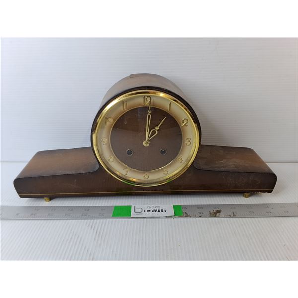 Vintage Wooden Forestville Clock- As Is - Pick Up Preferred