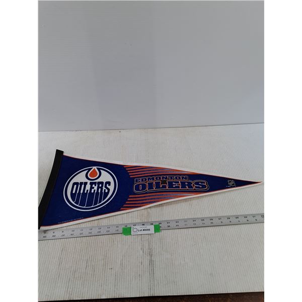 29" x 12" Edmonton Oilers NHL Single Sided Pennant