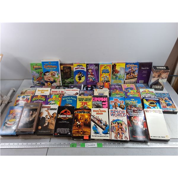 Assorted VHS - Jurassic Park, Titanic, 3 Little Pigs, Scooby Doo