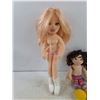 Image 2 : (4) Assorted Dolls