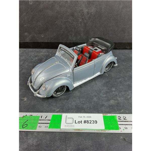 Maisto Die Cast Volkswagen Beetle - Rider Edition