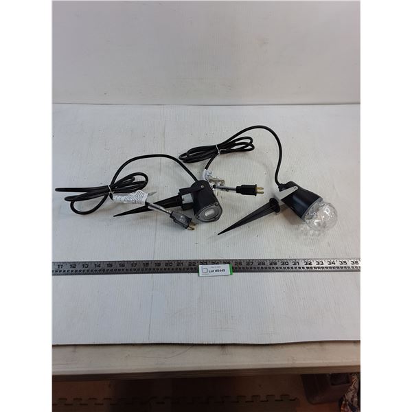 (2) Outdoor Spot Lights - Both Working (Green Solid & White Snow Globe)