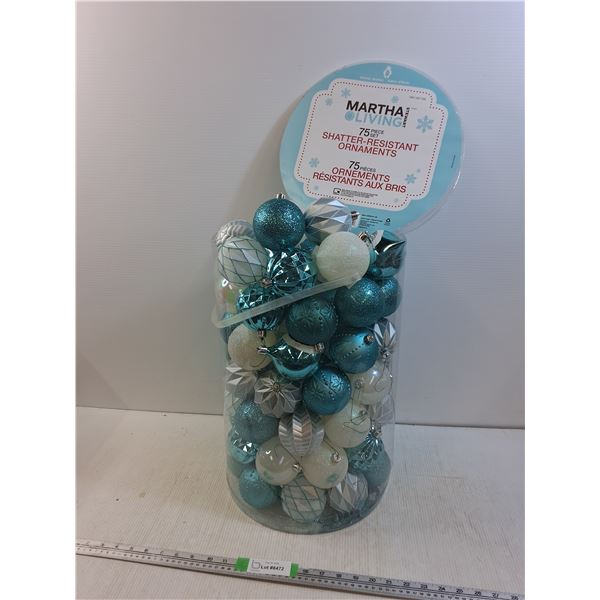 Martha Stewart Living 75 Christmas Ornaments