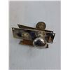 Image 3 : Vintage Metal Lunch Kit, Vintage Interior Door Knob Set
