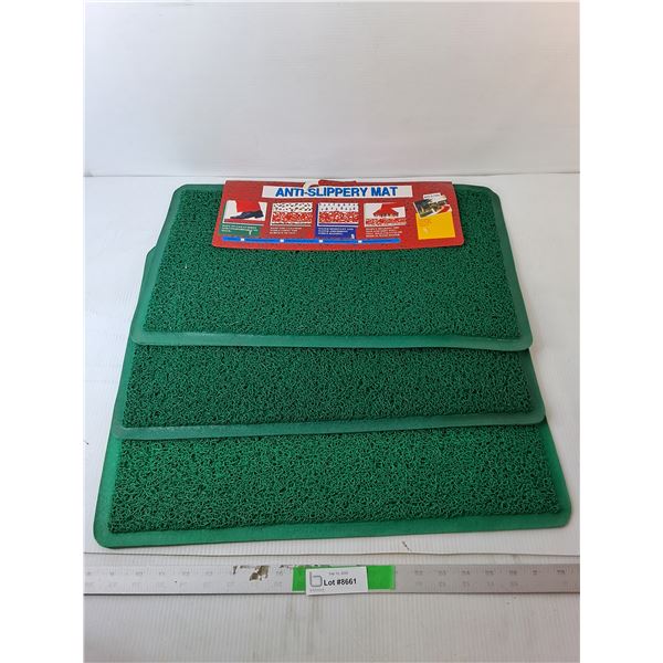 (3) Anti Slip Mats 21.5" x 13", Pickup Preferred