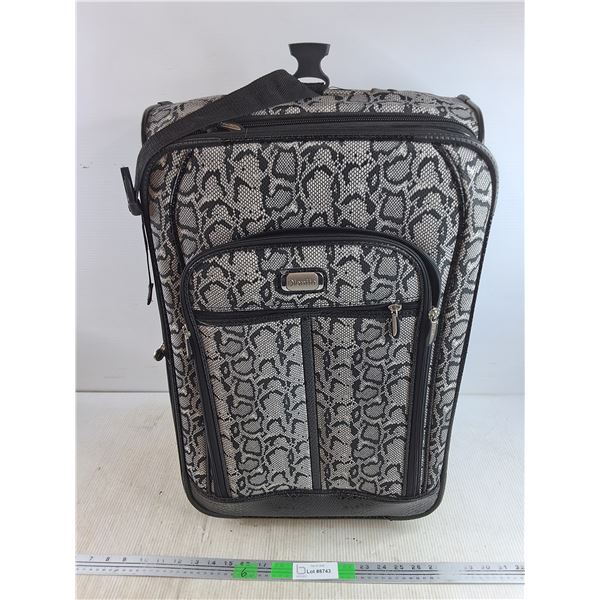 Dionite Suitcase 25" x 10" x 16" - PICK UP