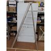 Image 1 : * 8' Aluminum Ladder - Pickup Only