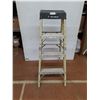 Image 1 : * Featherlite 4' Aluminum Ladder - Pickup Only