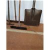 Image 4 : * Shovels, Rakes, Broom - Longest 62" - Pickup Only