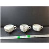Image 1 : (3) Vintage Invalid Cups