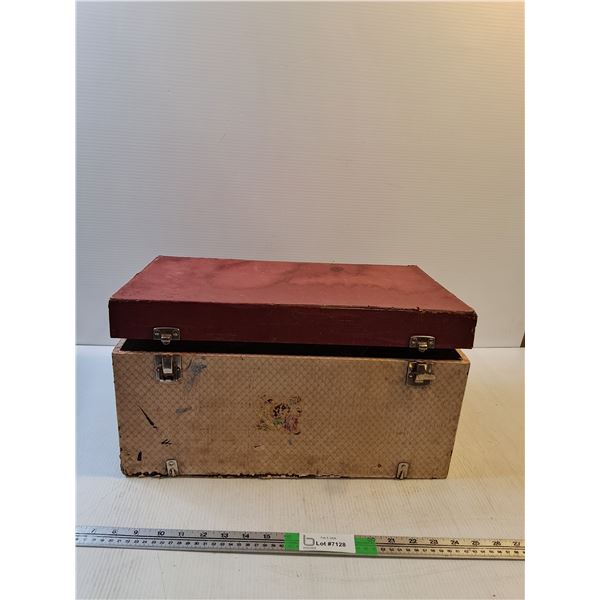 Vintage Suitcase Or Travel Trunk 18"x10"x9" - PICK UP ONLY