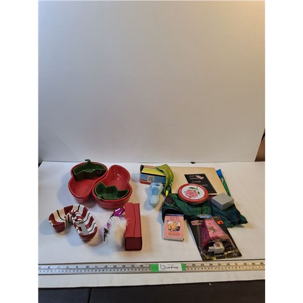 Chip & Dip Bowls, Razor, Flamingo Clip, Cookie Can, Misc