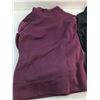 Image 5 : (2) Puma Sweatshirts (Burgundy XS, Black S)