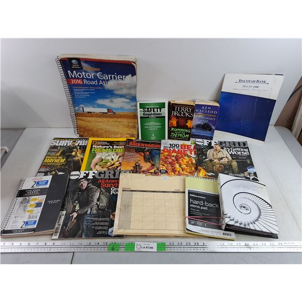 Books & Magazines - Offgrid, Deluxe 2016 Road Atlas, National Geographic, Ken MacLeod