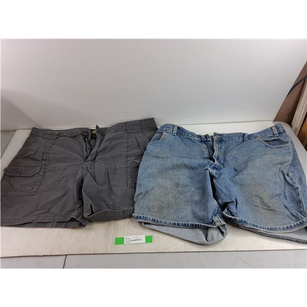 Cabelas Cargo & Denim Shorts - Size 46