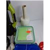 Image 10 : 12V Adapters, Precision Tool Kit & Bits, FiberFix Repair Wrap, Plastic Containers, Squeegee, Misc