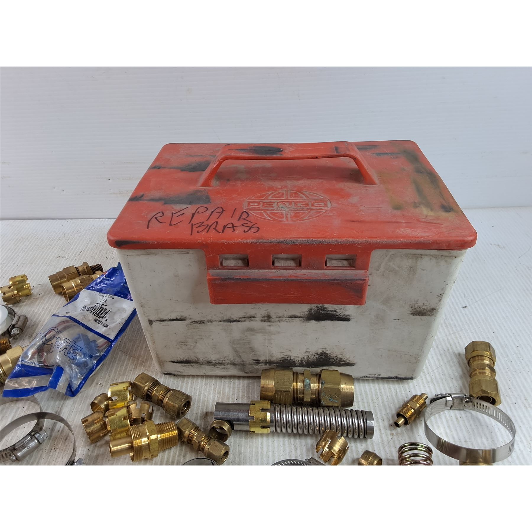 Pengo Plastic Box 10